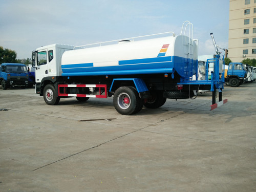東風12方15方灑水車配置價格 東風12方15方灑水車配置價格
