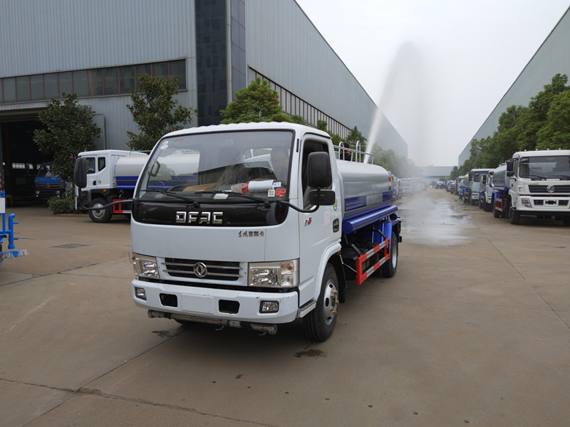 程力5噸灑水車(chē)價(jià)格-程力5噸灑水車(chē)廠(chǎng)家直銷(xiāo) 程力5噸灑水車(chē)價(jià)格-程力5噸灑水車(chē)廠(chǎng)家直銷(xiāo)