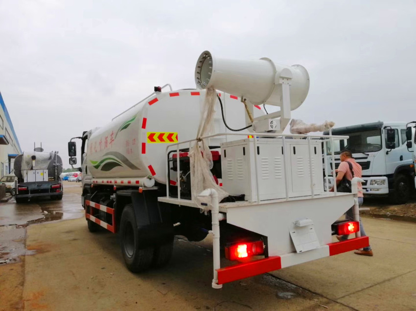 �|Դ�О�ˮ܇�S��ֱ�N���|Դ�О�ˮ܇�r���r���|Դ�О�ˮ܇���ˮ���N���c