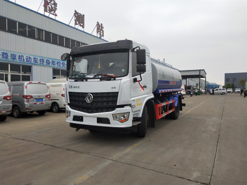 東風(fēng)專底12方灑水車現(xiàn)車廠家直銷 價(jià)格表 東風(fēng)專底12方灑水車現(xiàn)車廠家直銷 價(jià)格表