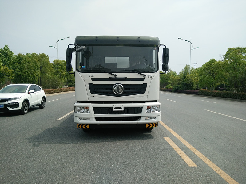 東風T5綠化灑水車價格-15方灑水車價格報價-湖北程力 東風T5綠化灑水車價格-15方灑水車價格報價-湖北程力