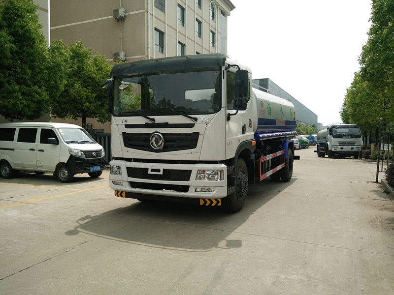 東風(fēng)153灑水車︱15噸灑水車-15方灑水車廠家報(bào)價(jià)-湖北程力 東風(fēng)153灑水車︱15噸灑水車-15方灑水車廠家報(bào)價(jià)-湖北程力