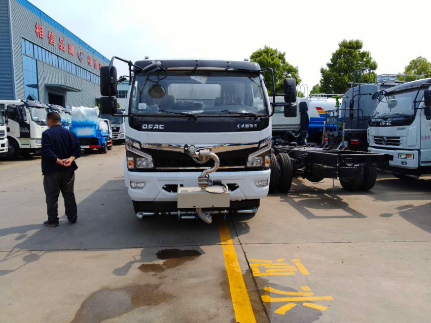 國六東風大福瑞卡9.5噸灑水車-國六東風大福瑞卡9.5噸灑水車價格-湖北程力 國六東風大福瑞卡9.5噸灑水車-國六東風大福瑞卡9.5噸灑水車價格-湖北程力