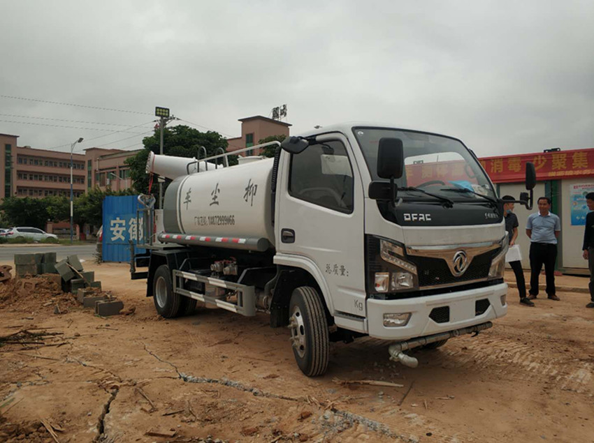 上藍牌抑塵車 多功能抑塵車 超低價格 上藍牌抑塵車 多功能抑塵車 超低價格