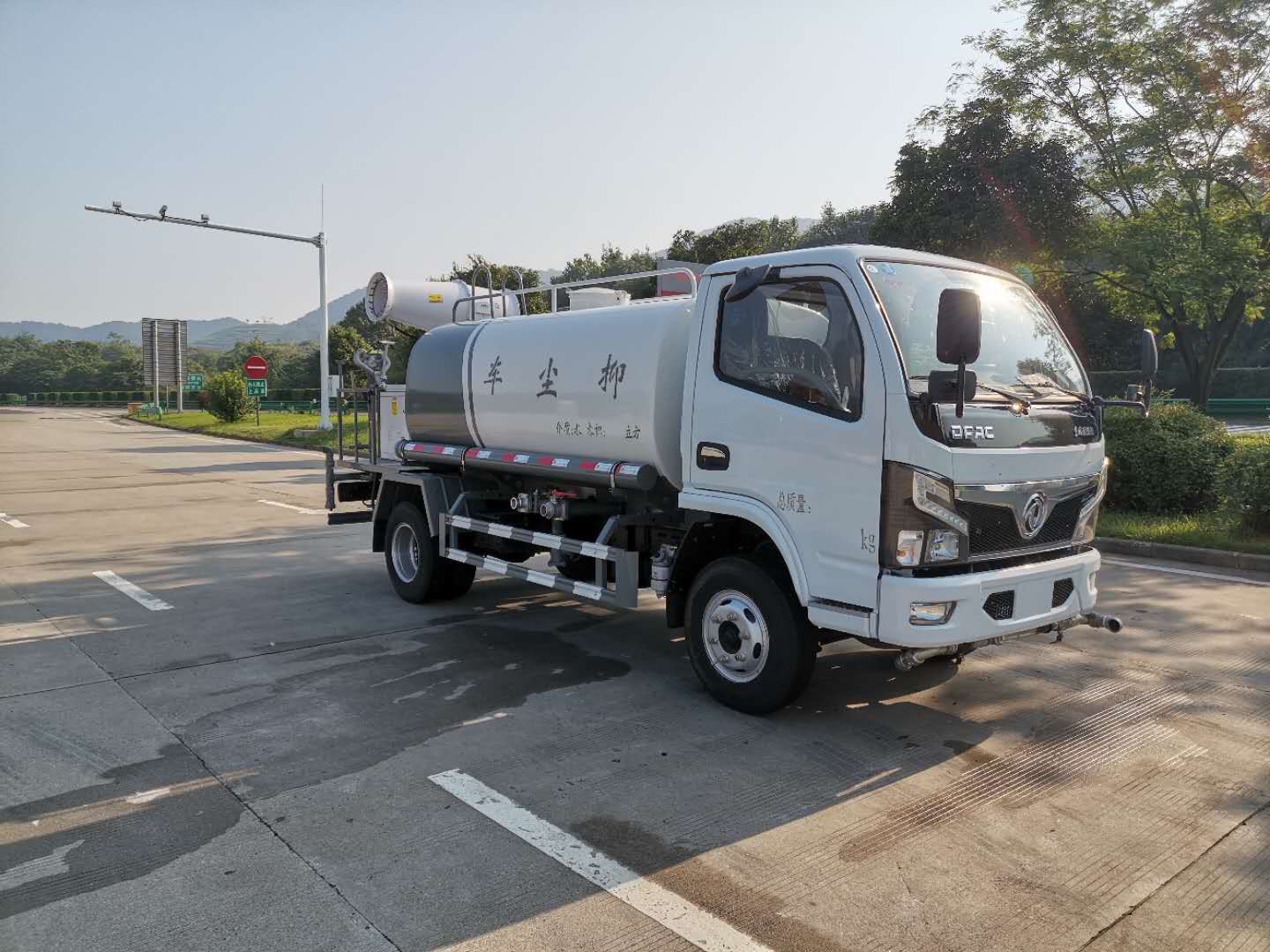 12方東風(fēng)D1灑水車(chē)哪有賣(mài)-12方東風(fēng)灑水車(chē)哪有賣(mài) 12方東風(fēng)D1灑水車(chē)哪有賣(mài)-12方東風(fēng)灑水車(chē)哪有賣(mài)