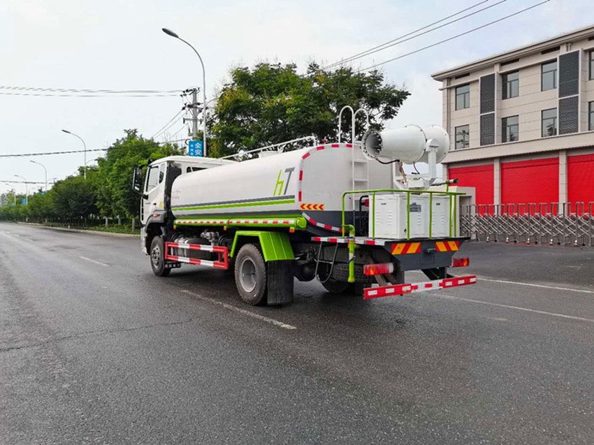 ����12����ˮ܇(ch��)-����12������ˮ܇(ch��)