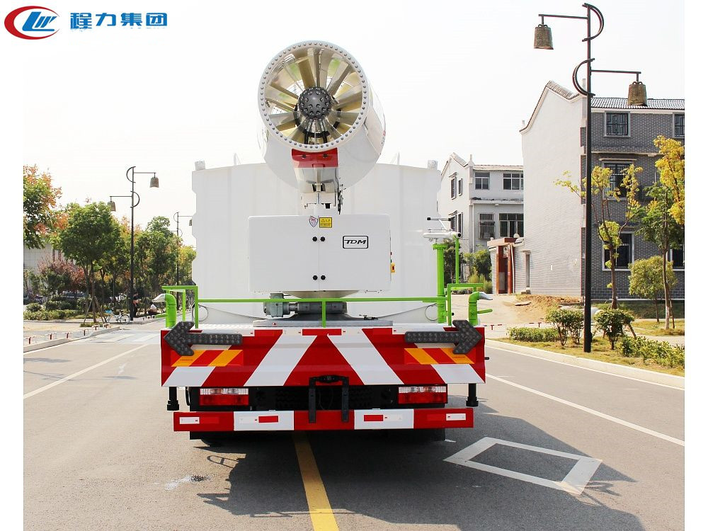 東風(fēng)霧炮車(chē) 東風(fēng)霧炮車(chē)