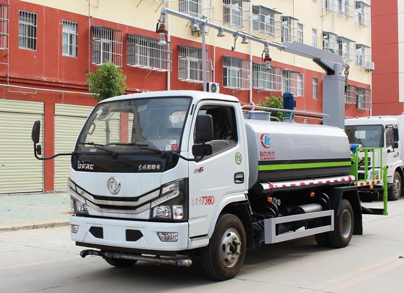 8噸鐵路多功能抑塵車 8噸鐵路多功能抑塵車