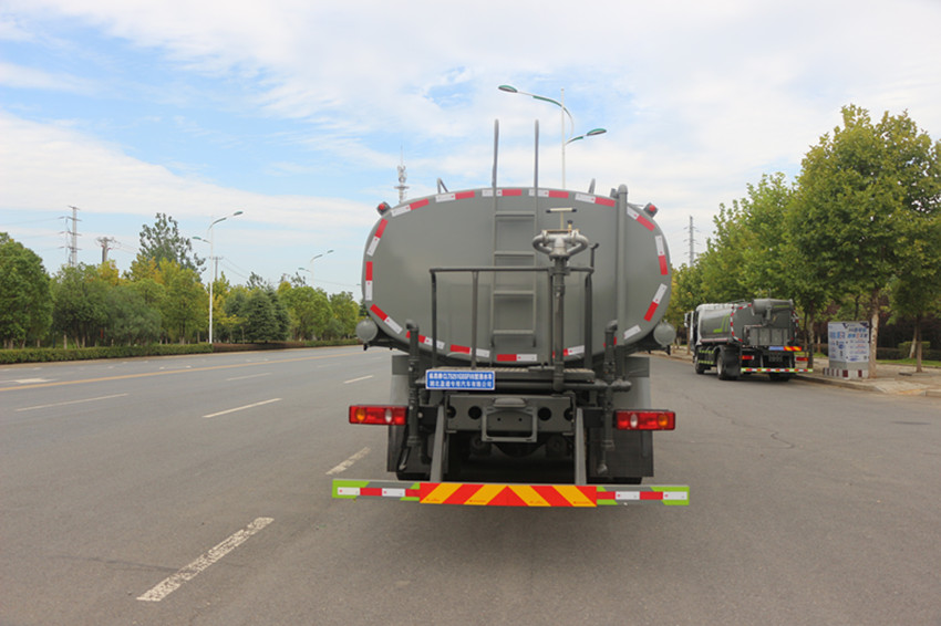 東風(fēng)專用國六后雙橋?yàn)⑺? alt=