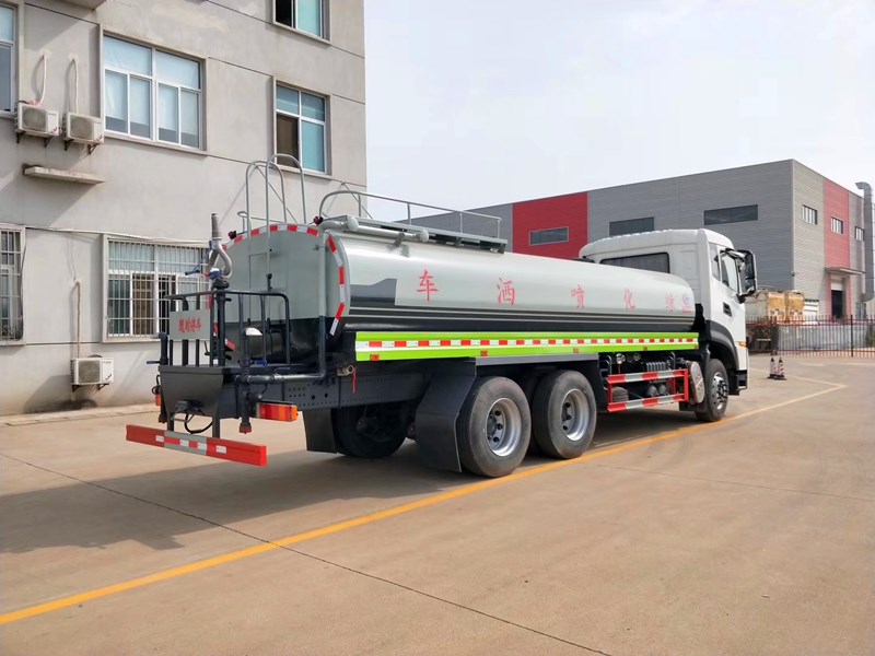 多功能灑水車多少錢一臺(tái)-多功能灑水車多少錢-湖北程力 多功能灑水車多少錢一臺(tái)-多功能灑水車多少錢-湖北程力