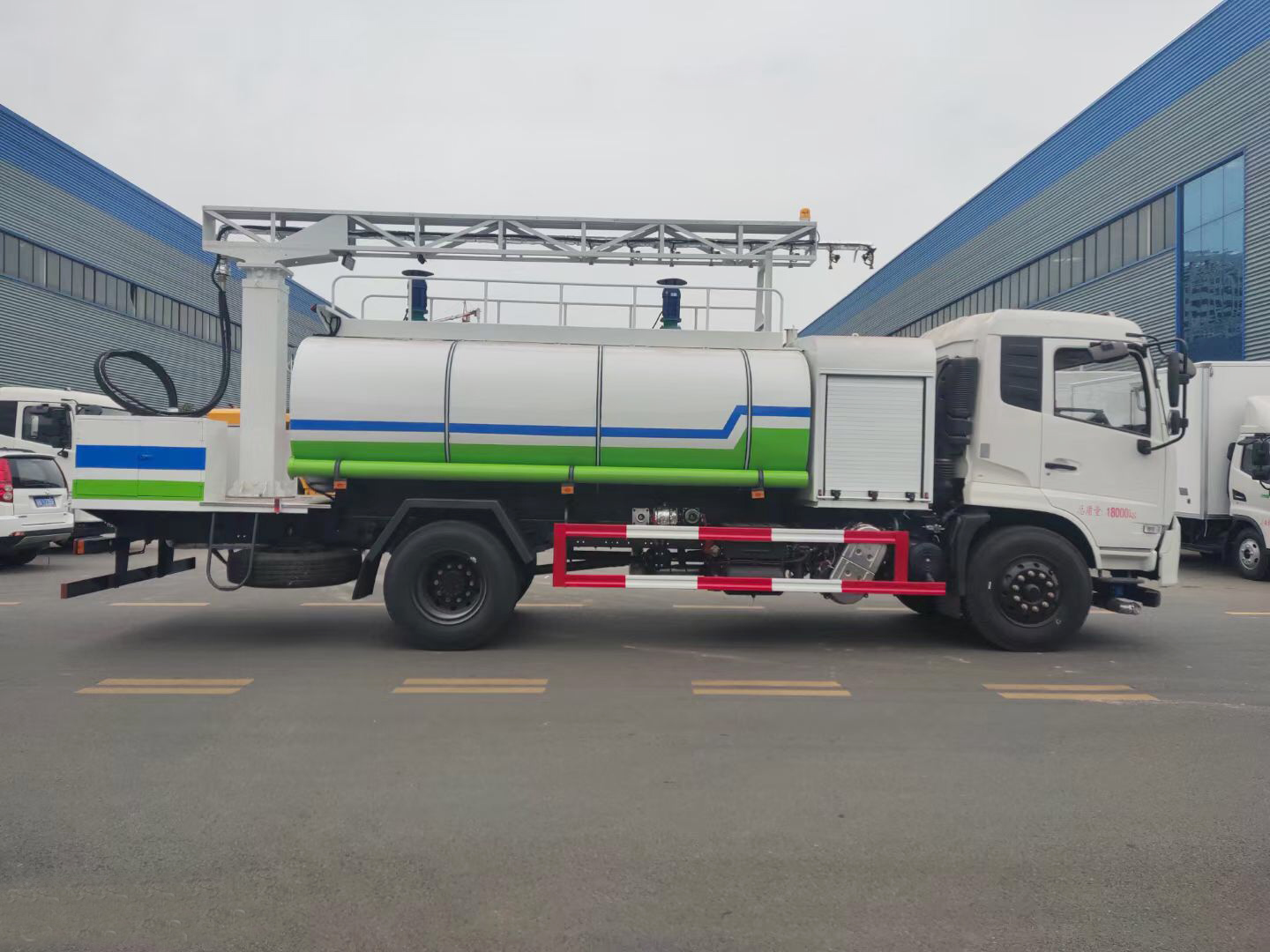 東風(fēng)天錦鐵路抑塵車 -12方鐵路抑塵車生產(chǎn)廠家-湖北程力 東風(fēng)天錦鐵路抑塵車 -12方鐵路抑塵車生產(chǎn)廠家-湖北程力