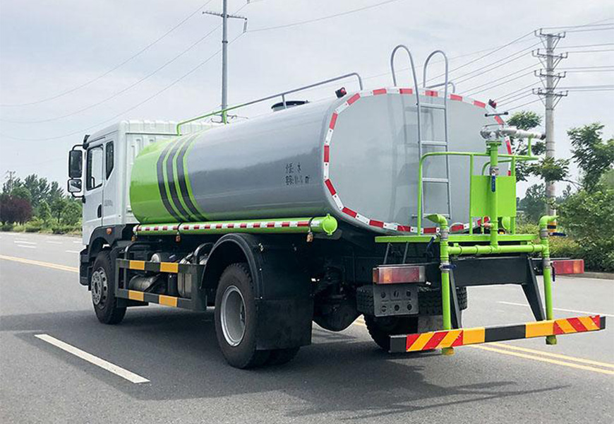 15�������|�L�A��T5��ˮ܇�󷽈D